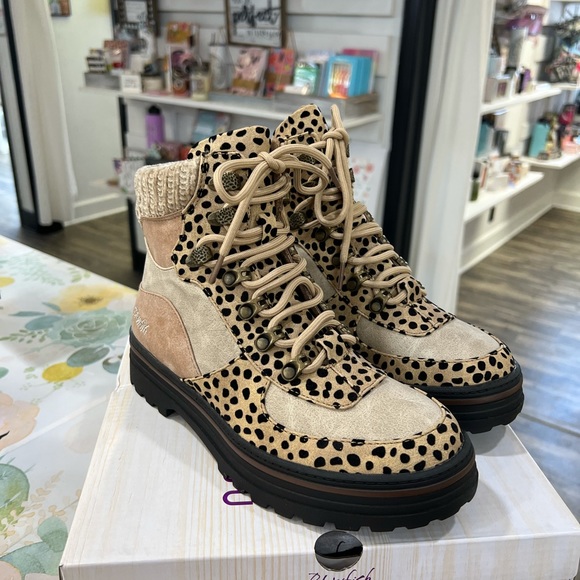Blowfish | Shoes | Blowfish Herstory 